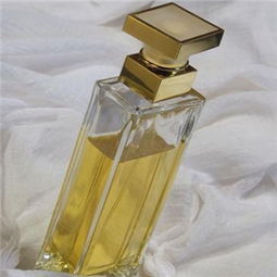 悅詩化妝品 數字化視覺營銷與店鋪裝修的完美結合